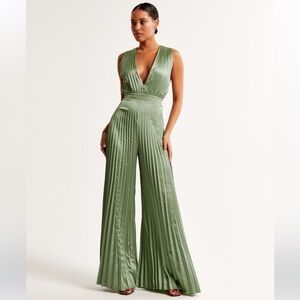 Abercrombie & Fitch Giselle Pleated Jumpsuit
